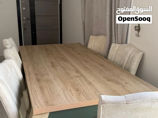 Barely used 6 seater kitchen table