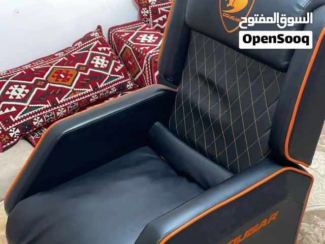 كرسي قيمنق بحالة ممتازة