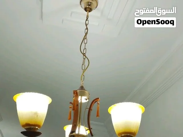 عندي مجموعة ثريات من 80 دينار الى 50 دينار
