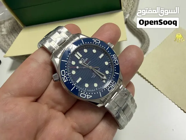 ساعة أوميغا سيماستر 300M – مينا أزرق بنقشة الموجات – أيقونة الغوص الفاخرة