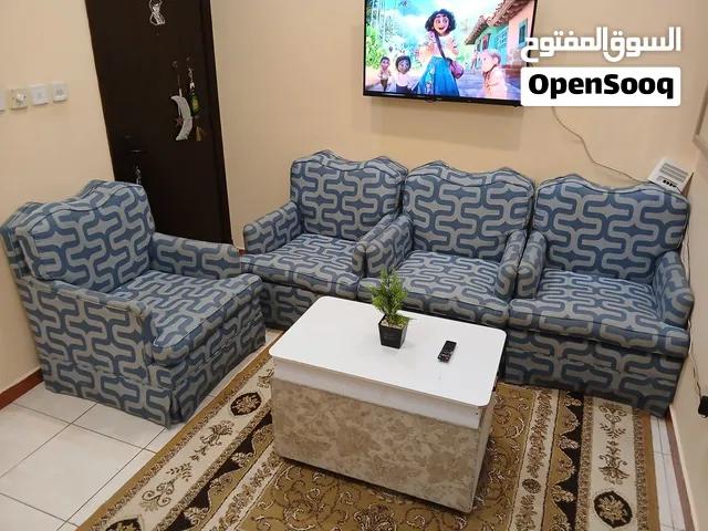 Sofas single 4 pieces coffee table  very high quality  excellent condition  Newly washed  pickup juf