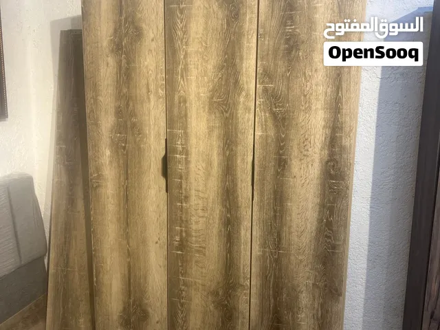 خزانة 3 أبواب مودرن بتصميم عصري - أحدث الموديلات وإمكانية تغيير اللون