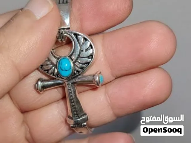 اسوارة فرعونية قديمة انتيك متوجة بأحجار فيروز طبيعي وزن 24,5 غرام مفتاح الحياة
