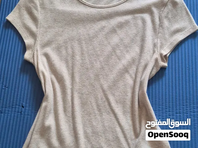 American eagle tshirt beige color XS with stripes