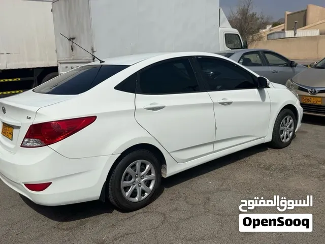 هيونداي اكسنت 2015 موديل خليجي صالون بدون حوادث بحالة ممتازة