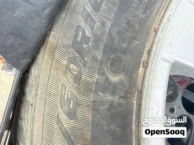 بي ام 320i جنوط مقاس 205/60