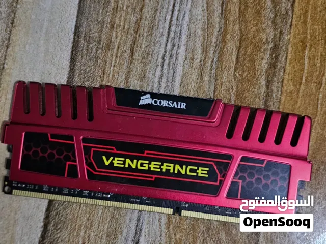 رامات Corsair Vengeance DDR3 سعة 16GB قطعتين التواصل وتساب فقط