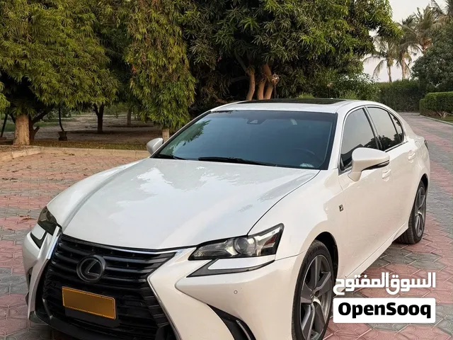 لكزس جي اس 350 وارد أمريكي بحالة ممتازة