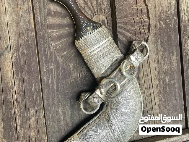 خنجر تكاسير شغل قديم وثقيل قياس 6 قرن شبيه الصيفاني خشب زيتون
