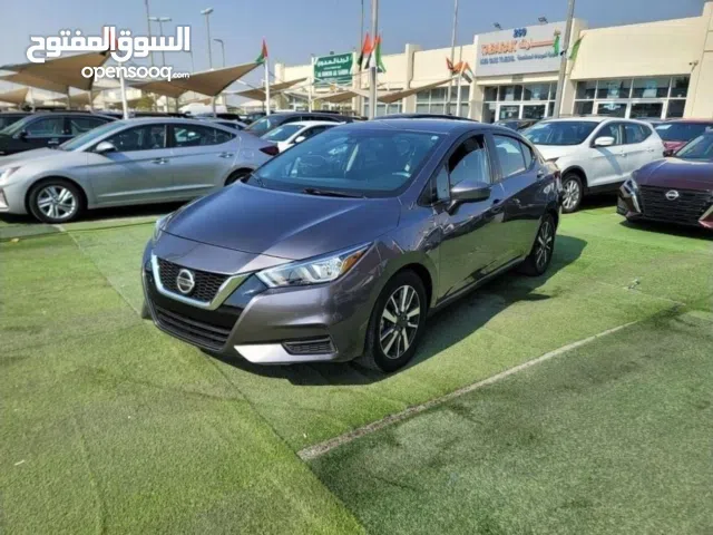 نيسان فيرسا  للإيجار اليومي والشهري . توصيل مجاني . شركة نجم الساحل لتأجير السيارات