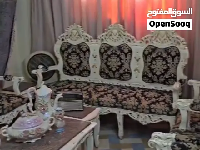 للاجار شقة مفروشة زاهرة جديدة خلف مطعم سلطان  غرفتين + صالون كبير + مطبخ +