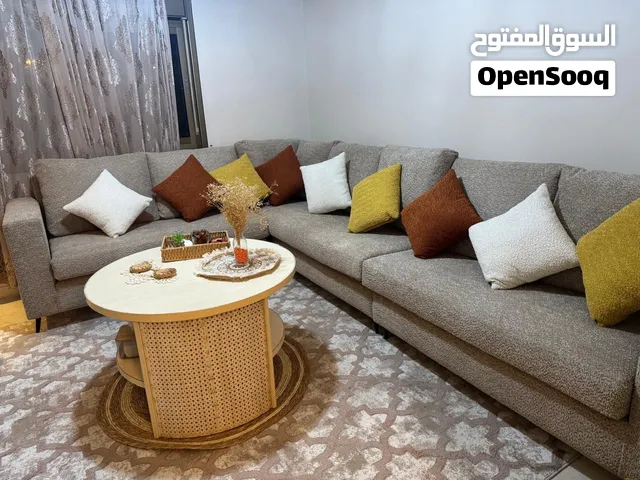 طاولة وسط لغرفة الجلوس