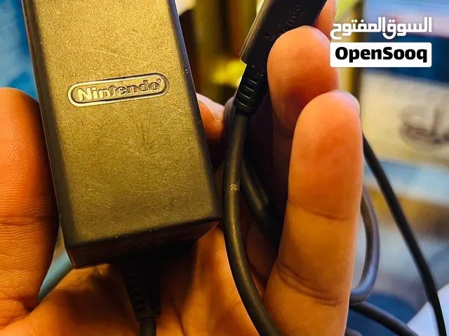 يتوفر شاحن جهاز نينتيندو سويتش أولد أصلي