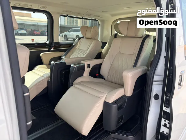 Used Toyota Granvia in Muscat