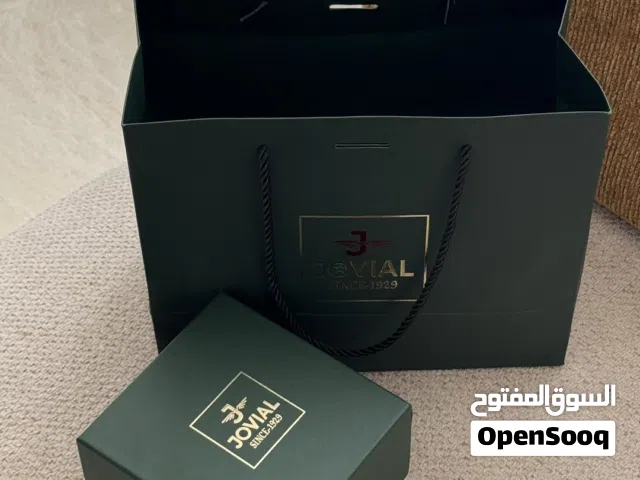 ساعة من ماركة JOVIAL SINCE-1929