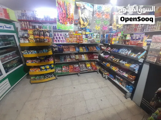 سوبر ماركت مجهز بعده كامله للإيجار بموقع مميز.............