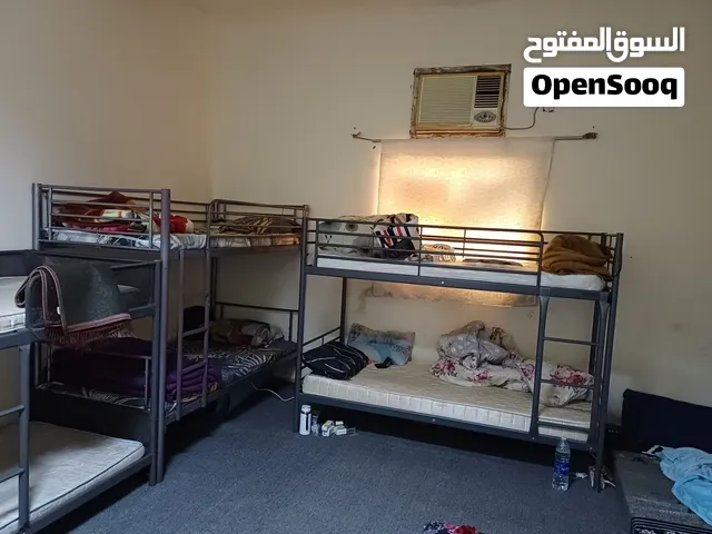 Bed space available 25bd monthly