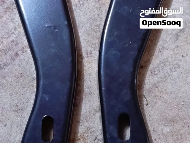اذرع صدام خلفي لسياره هايلوكس