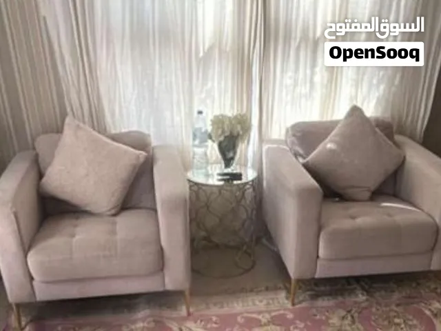 للبيع اثاث مستعمل نظيف