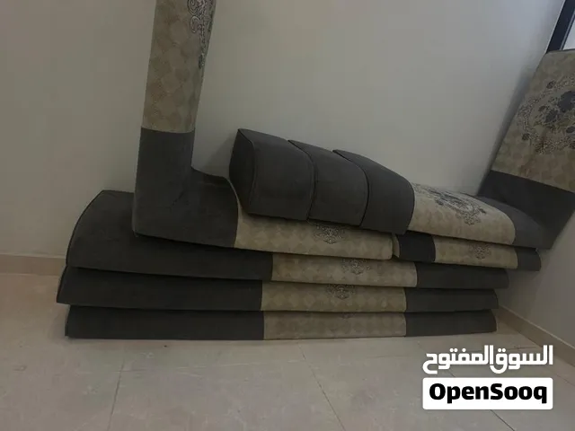 للبيع جلسه ارضيه مع مراكي
