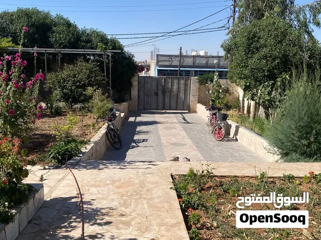 1500 m2 4 Bedrooms Townhouse for Sale in Mafraq Al-Khalidya