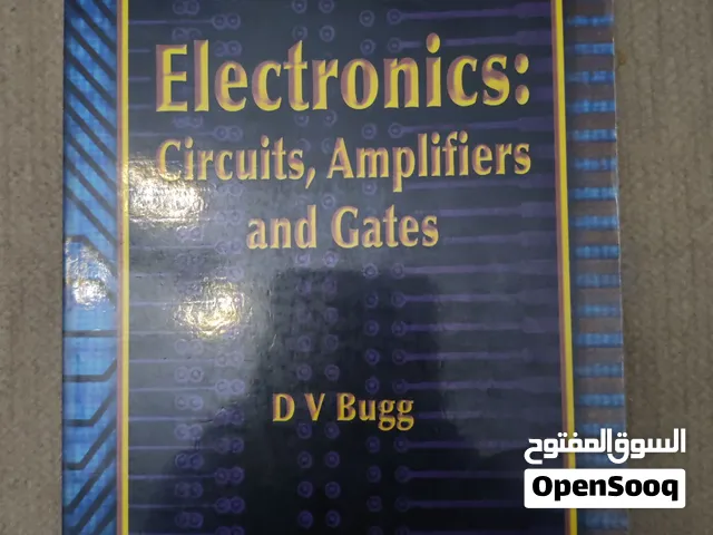 كتاب جامعي electronics علم الكهرباء والفيزيا والرياضيات