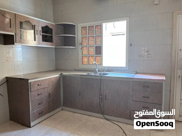 للبيع مطبخ خشب