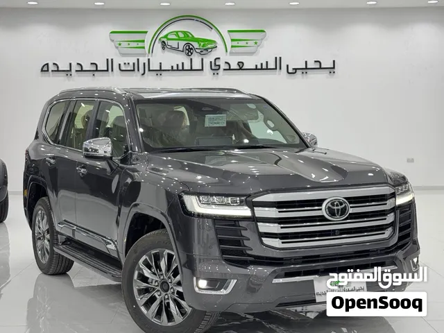 تويوتا لاندكروزر VXR 2025 – توين تيربو