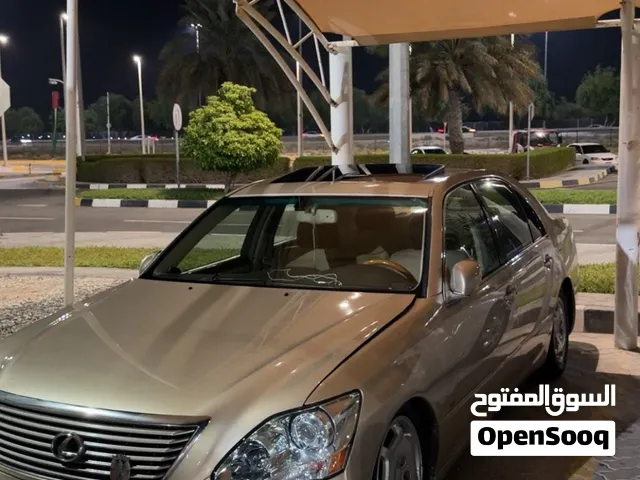 للبيع لكزس 430 موديل 2004 فيها ملكيه سنه رقم تواصل وتساب