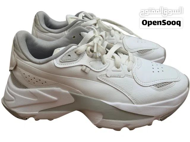 Puma Leather Light weight Cushiond sheos
