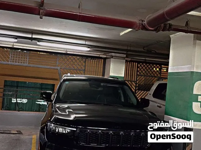 Used Jeep Grand Cherokee L in Basra