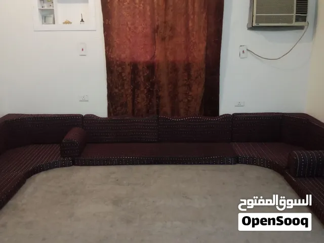 مجلس أرضي للبيع