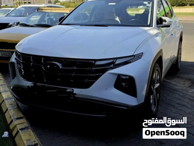 توسان 2024 كامل مواصفات ماعدا لبانوراما وجنطة الكهرباء سياره نظيفة وحلوه بنزين محسن ودهن درجه اولئ