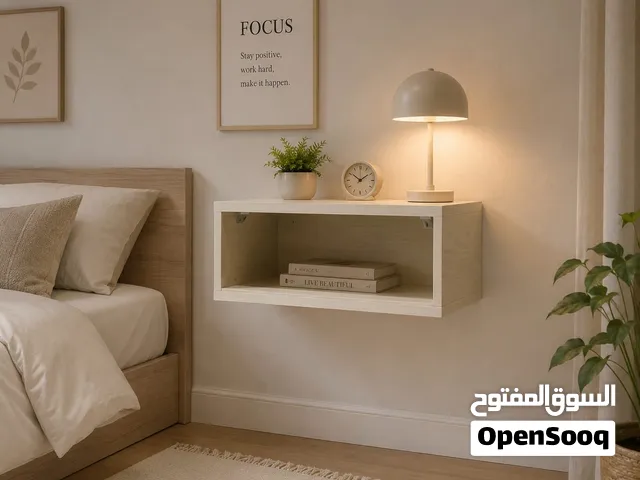 عرض الرف الجداري المعلق  وفر مساحة بجانب السرير ورتب أغراضك بلمسة عصرية أنيقة بدون زحمة أثاث