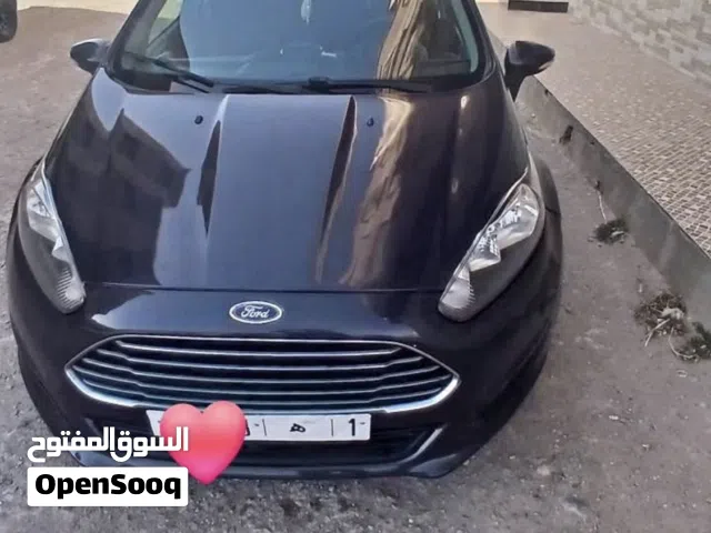 Forde festa model 2015 /05 darba 187000 km jdida