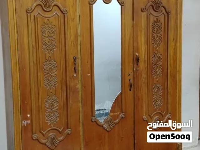 كنتور نضيف 3 أبواب الصاج القديم سعره 200 الف مكاني الابله