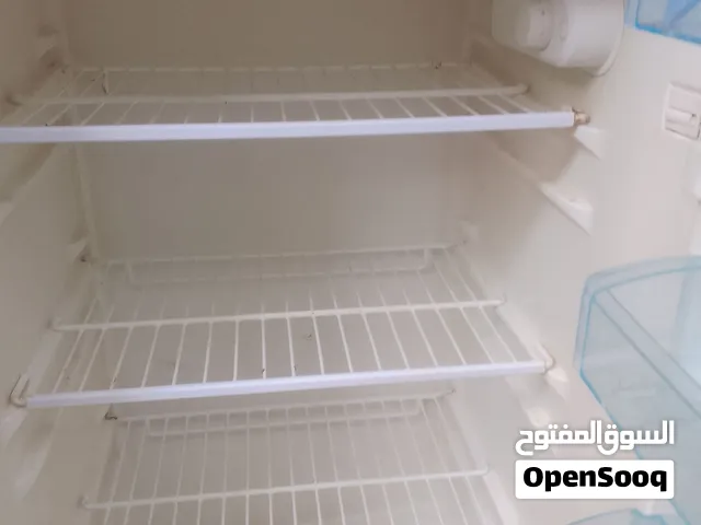 ثلاجة بيكو للبيع.