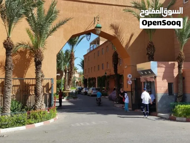 شقة قرب جميع المرا فق