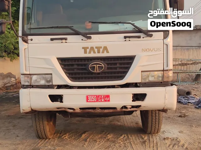 Tipper Tata 2008