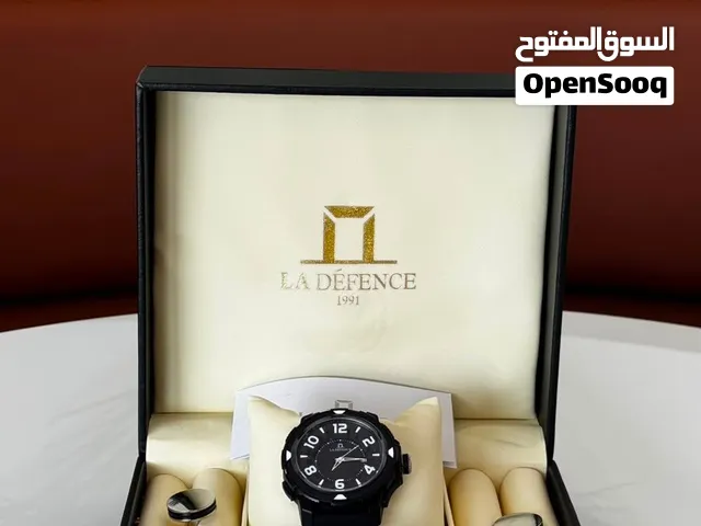 La Défence Paris، ساعة رجالية بتصميم رياضي اسود