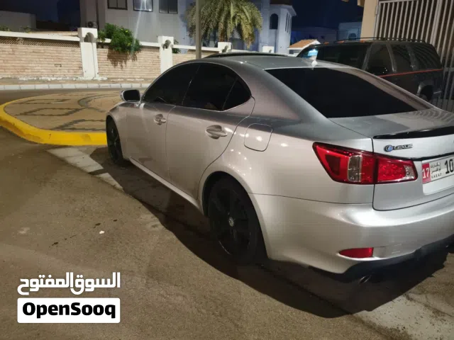 لكزس 250 i موديل 2013