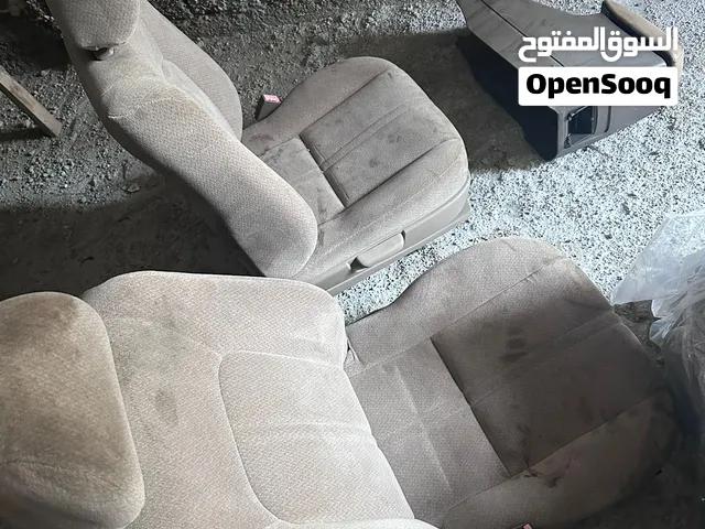 كرسي كامري 2000 نظيف اتوماتيك