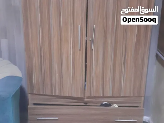 خزانة ملابس