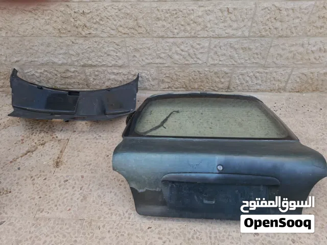 باب خلفي اكسنت هج باك كامل بحاله ممتاز بسعر مغري