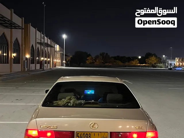 لكزس es 300 1998