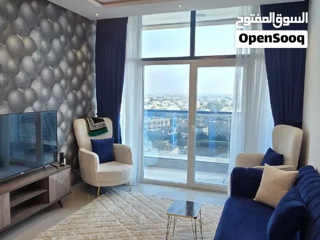 شقة غرفة وصالة مع حمامين vip مفروشة