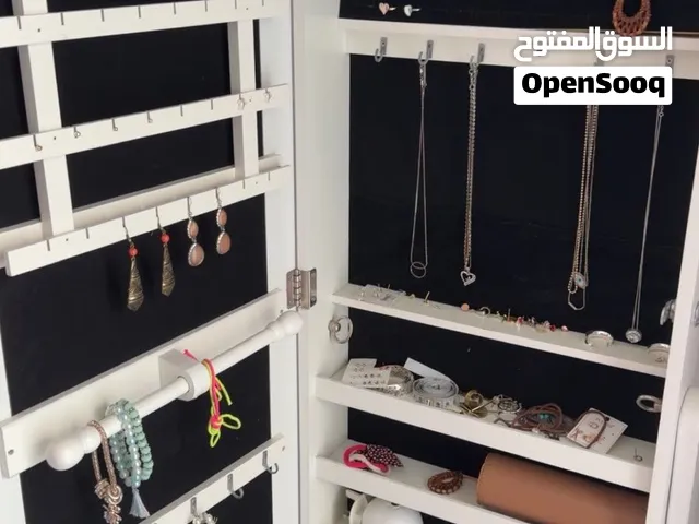 دولاب اكسسوارات و مجوهرات بمرايا كامله