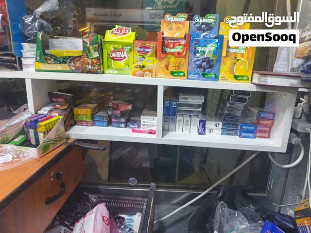 مني ماركت للبيع في ضاحيه الرشيد خلف مجمع ابو الحاج قريب من جسر الدستور