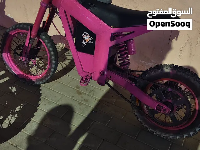 سكان معوج.