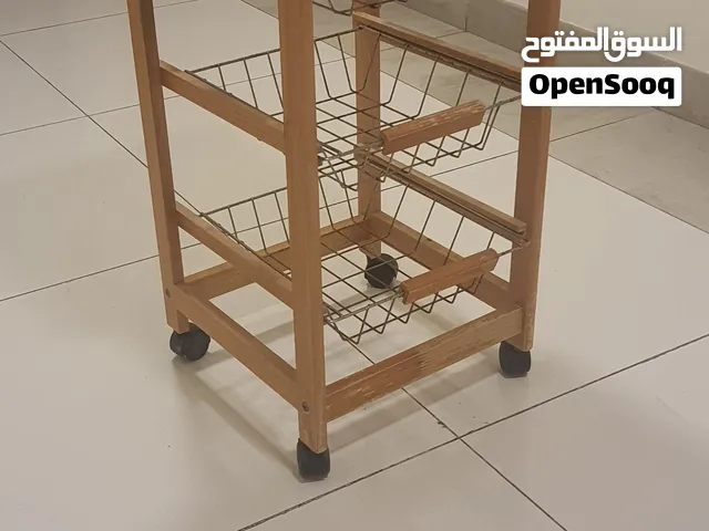 خزان خشبي ومعدني من ادوات المطبخ استعمال جيد ولاية بوشر